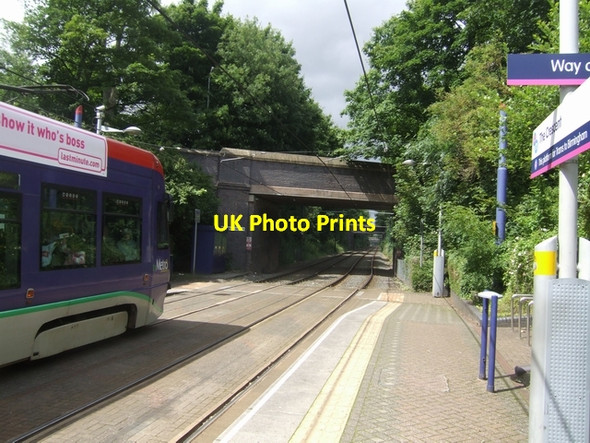 Photo 6"x4" Wolverhampton bound tram at 'The Crescent' Bilston\/SO9497 c2008