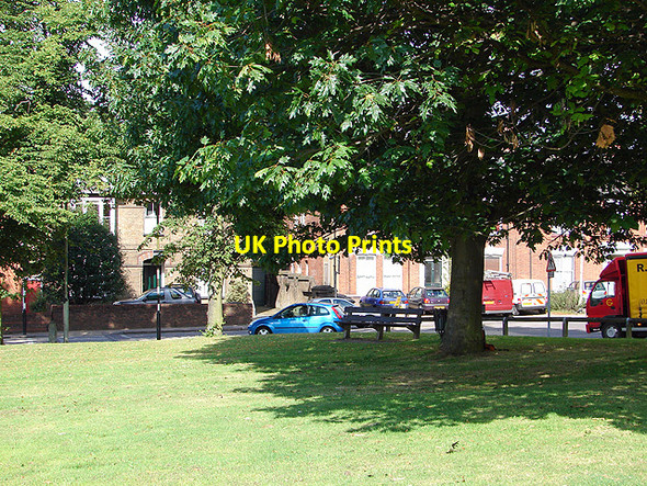 Photo 6"x4" Bedford Road viewed from Butts Close Hitchin c2008