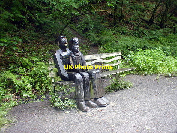 Photo 6"x4" Sitting beside the Tarka Trail Great Torrington c2005