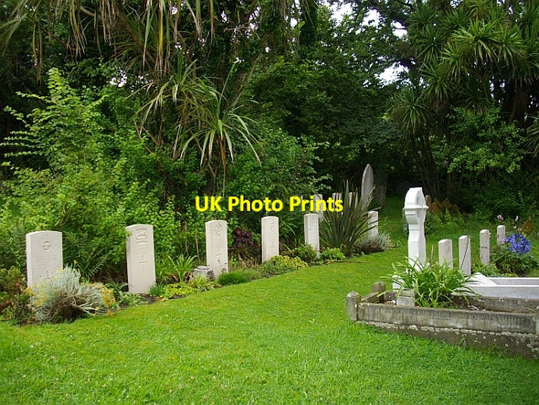 Photo 6"x4" War graves, St. Mary's churchyard, Old Town Hugh Town c2008