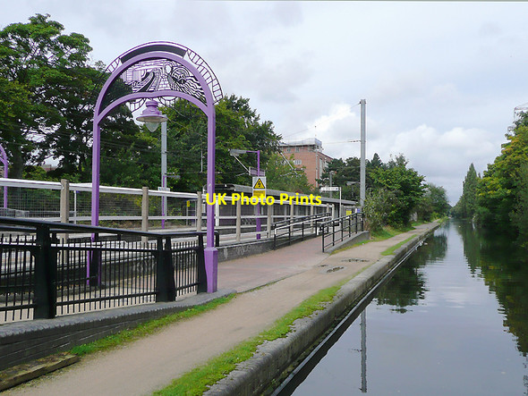 Photo 6"x4" Station and canal at Bournville, Birmingham Stirchley\/SP0581 c2008