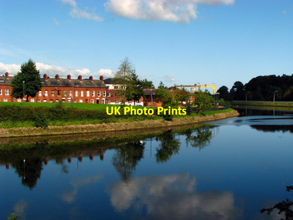 Photo 6"x4" The River Lagan at Ormeau Embankment Belfast c2008