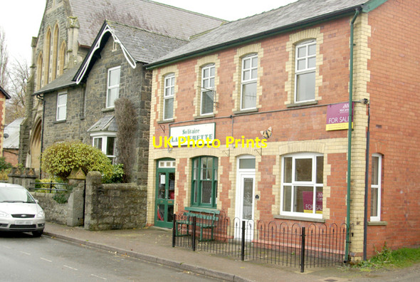 Photo 6"x4" The old Billiard Hall Builth Wells\/Llanfair-Ym-Muallt c2008