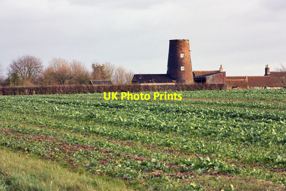 Photo 6"x4" A disused windmill, Hutton Cranswick Hutton\/TA0253 c2008