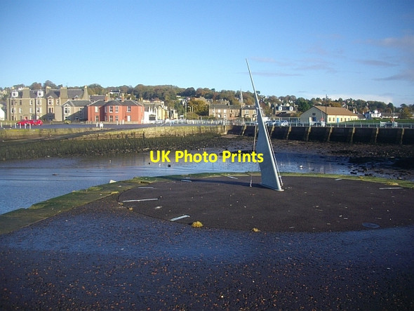 Photo 6"x4" Wind Dial near Broughty Castle Tayport c2008