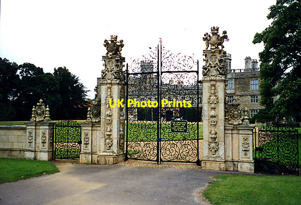 Photo 6"x4" Ornamental Gates, Castle Ashby, Northamptonshire Castle Ashby c2001