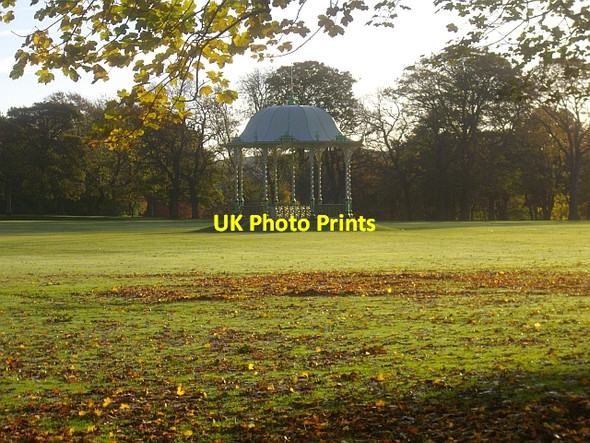 Photo 6"x4" The Bandstand, Duthie Park, Aberdeen Aberdeen\/NJ9206 c2008