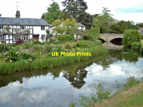 Photo 6"x4" The Bridge and River Arrow at Eardisland Eardisland c2005