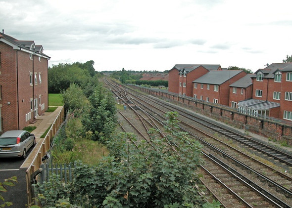 Photo 6"x4" Liverpool line Chester c2005