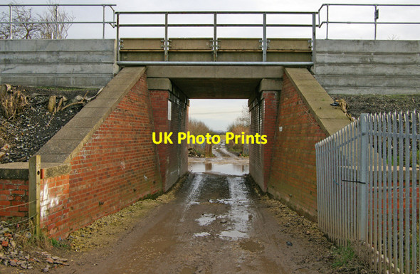 Photo 6"x4" Mill Lane Railway Bridge, Brigg Brigg c2009