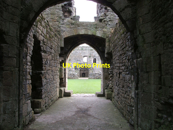 Photo 6"x4" Beaumaris Castle Beaumaris c2006