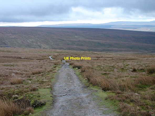 Photo 6"x4" Footpath on the descent from Whernside Ribble Head\/SD7779 c2007