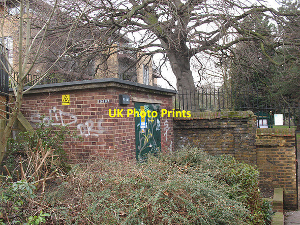 Photo 6"x4" Electricity substation, Halstow Road Greenwich\/TQ3977 c2009