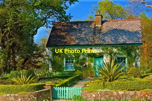 Photo 6"x4" Glenveagh National Park - Gardener's cottage Church Hill\/C0615 c2008 P1