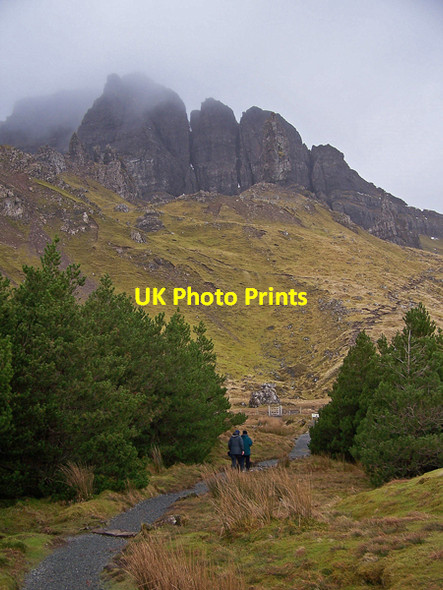 Photo 6"x4" Path to The Storr Old Man of Storr c2009
