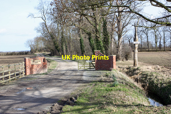 Photo 6"x4" Corporation Farm access road Beverley c2009