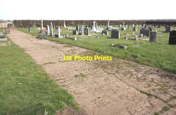 Photo 6"x4" The cemetery, Aldbrough Aldbrough c2009