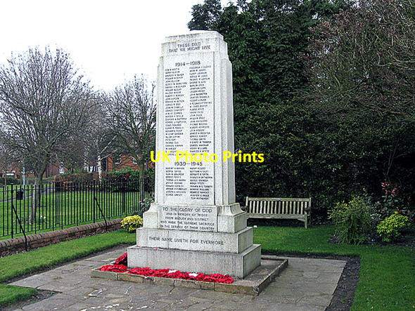 Photo 6"x4" War Memorial, Hadley Hadley\/SJ6712 c2009