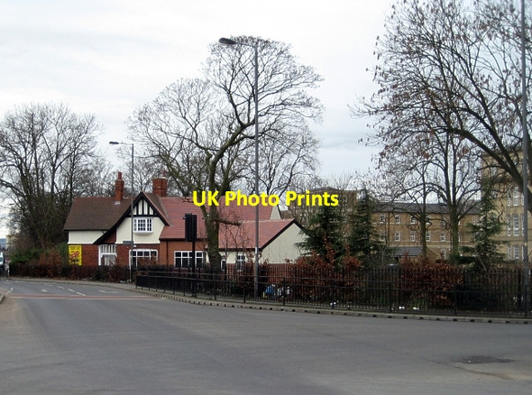 Photo 6"x4" Former Porters Lodge, Aberford Road Wakefield\/SE3320 c2009