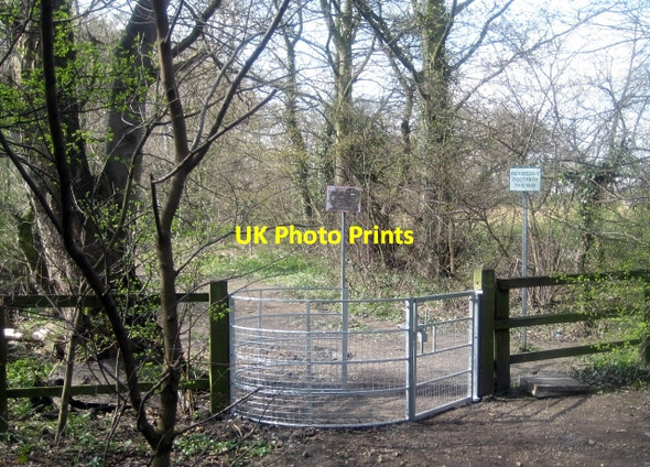 Photo 6"x4" Kissing gate, Stanley Marsh Nature Reserve Stanley\/SE3424 c2009