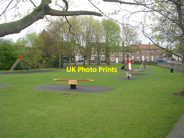 Photo 6"x4" Playground - Bondgate Green Ripon c2009