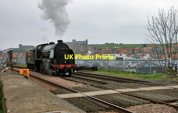 Photo 6"x4" A steam engine outside Whitby Station Whitby\/NZ8910 c2009