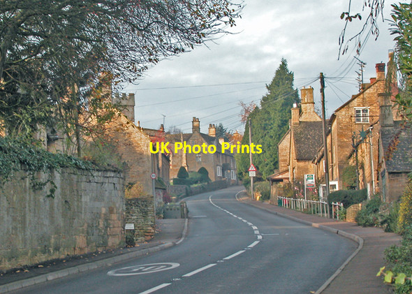 Photo 6"x4" Bourton on the Hill Bourton-on-the-Hill c2004