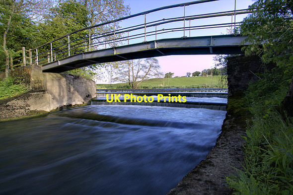 Photo 6"x4" The Footbridge and Weir at Fiddleford Fiddleford c2009