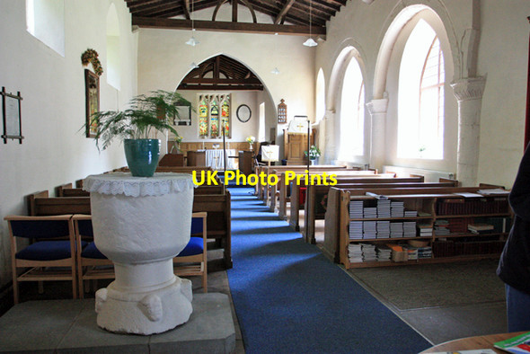 Photo 6"x4" St Cuthbert's C of E, interior Burton Fleming c2009