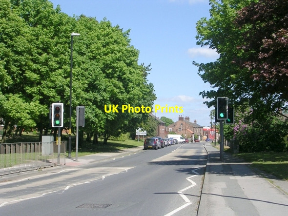 Photo 6"x4" Leeds Road - viewed from Stutton Road Tadcaster c2009