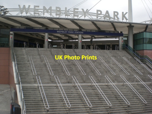 Photo 6"x4" Steps to Wembley Park Underground Station Wembley c2009