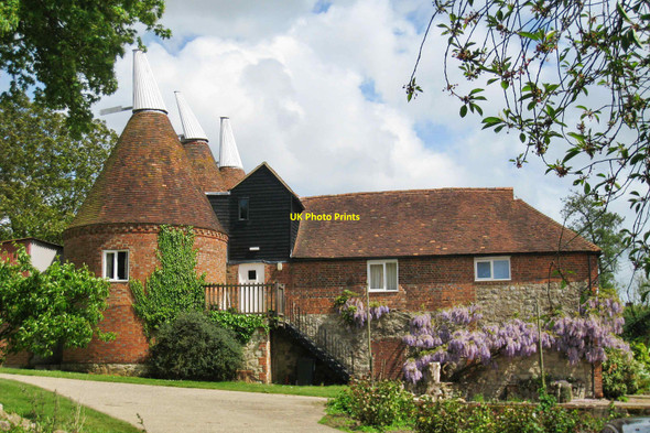 Photo 6"x4" Oast House at Roughway Farm, Roughway, Kent Dunk's Green c2009