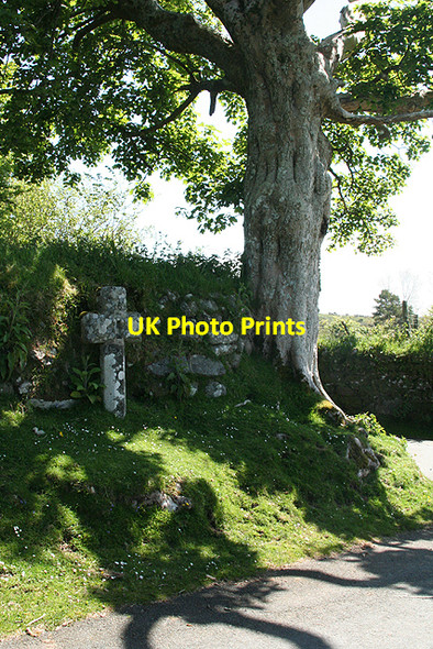 Photo 6"x4" Widecombe in the Moor: Drywell Cross Higher Dunstone c2009