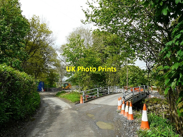 Photo 6"x4" Road diverted for bridge building Carno\/SN9596 c2009