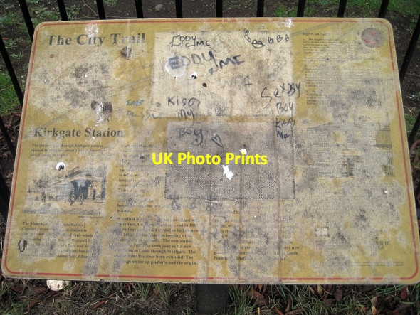 Photo 6"x4" The City Trail information board Wakefield\/SE3320 c2009