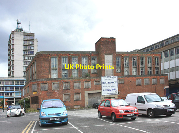 Photo 6"x4" Here be pigeons Kingston upon Hull c2009