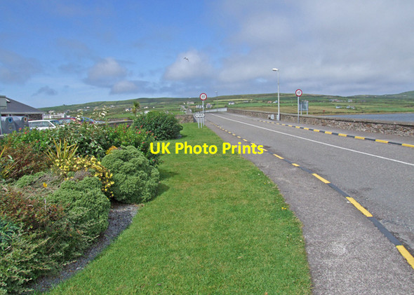 Photo 6"x4" Portmagee (An Caladh) bridge approach Portmagee c2008