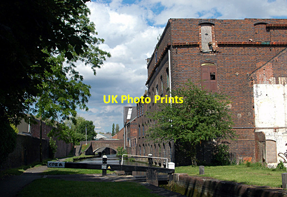 Photo 6"x4" Derelict factory beside the Stourbridge Canal Buckpool\/SO8986 c2009