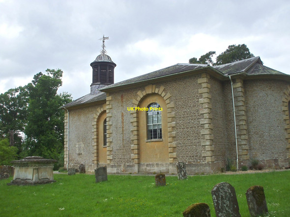 Photo 6"x4" Kingston Bagpuize Parish Church Kingston Bagpuize c2009
