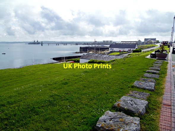 Photo 6"x4" Holyhead harbour Holyhead\/Caergybi c2009