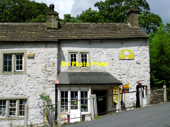 Photo 6"x4" Malham: the village shop Malham\/SD9062 c2009