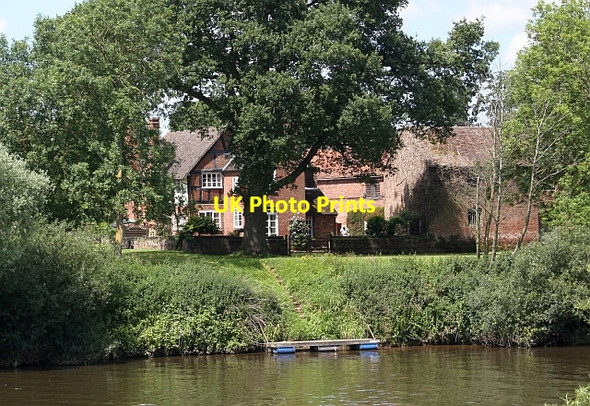 Photo 6"x4" Timber-framed house in Quay Lane Church End\/SO8341 c2009