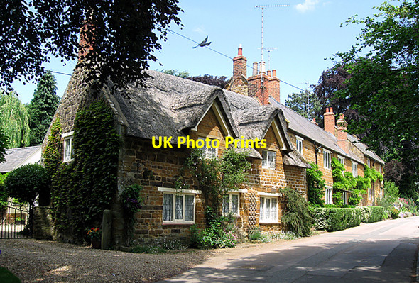 Photo 6"x4" Cottages, Church Brampton Church Brampton c2009