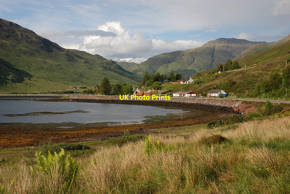 Photo 6"x4" Loch Duich shoreline at Allt a' Chruinn Carn-gorm c2009