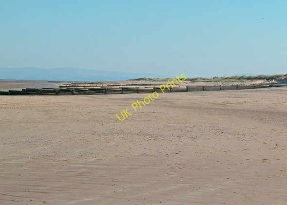 Photo 6"x4" On the beach Fleetwood c2003