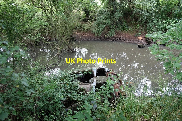 Photo 6"x4" Pond in Forthampton Chaceley c2009
