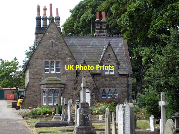 Photo 6"x4" Larpool Lane Cemetery Lodge Whitby\/NZ8910 c2009
