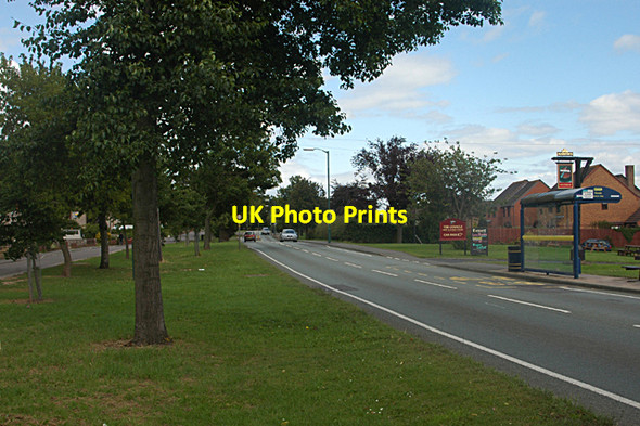 Photo 6"x4" Sundorne Road beside the Coracle Inn Shrewsbury c2009