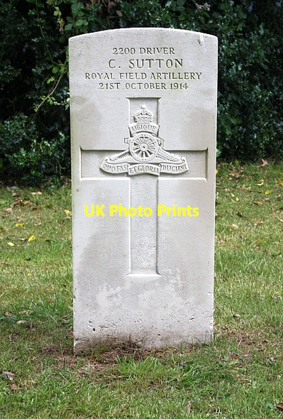 Photo 6"x4" War Grave, Malvern Cemetery Great Malvern c2009
