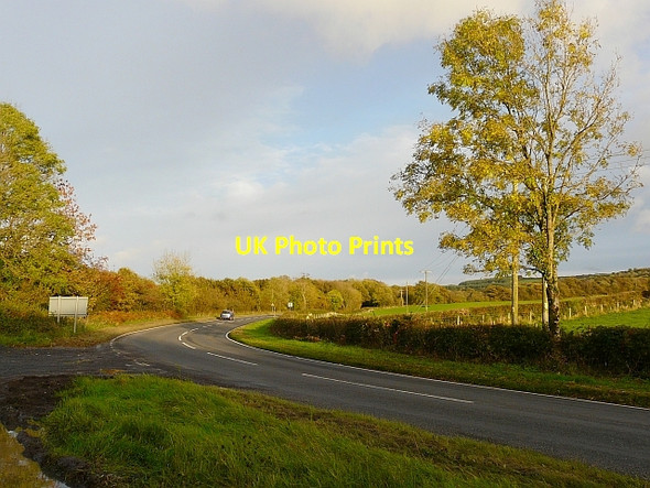 Photo 6"x4" Bend in the road Pontyberem c2008